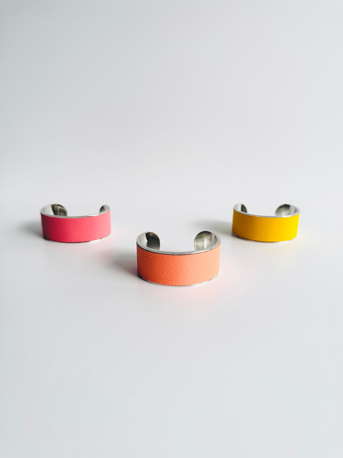 Cufflet – Silver Stainless Steel & Saffiano Leather
